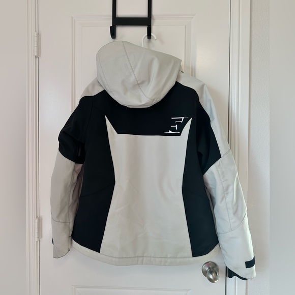 509 Women’s Range Insulated Jacket - Picture 2 of 7